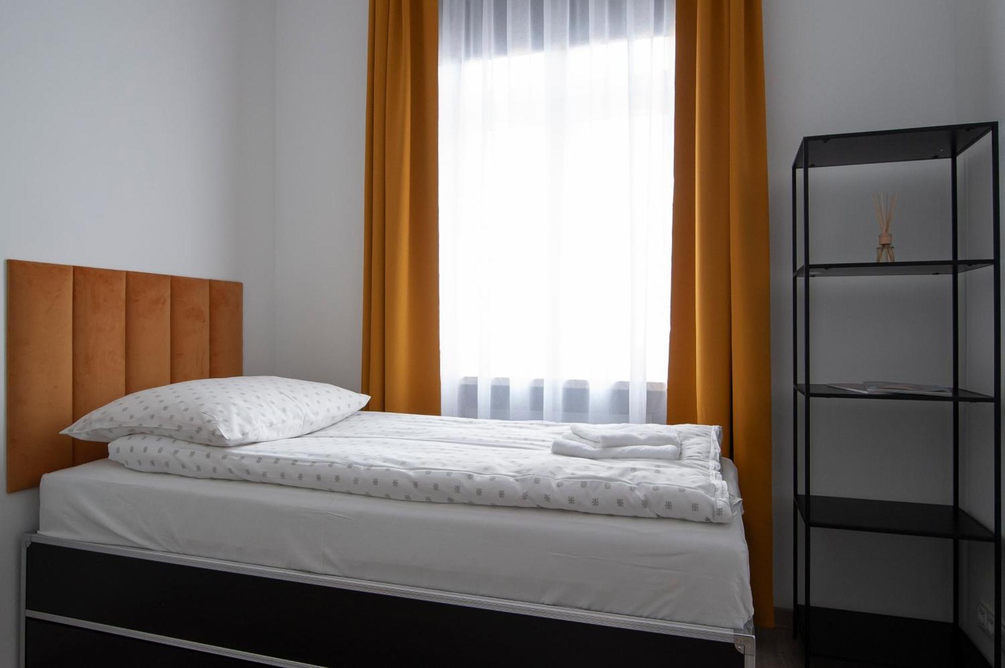 Apartamenty Emilia 2 Γκνιέζνο Εξωτερικό φωτογραφία